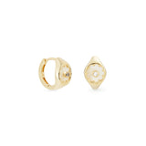 Les Nereides Golden Post Earrings With Mother Of Pearl White Flower Les Nereides Golden Post Earrings With Mother Of Pearl White Flower