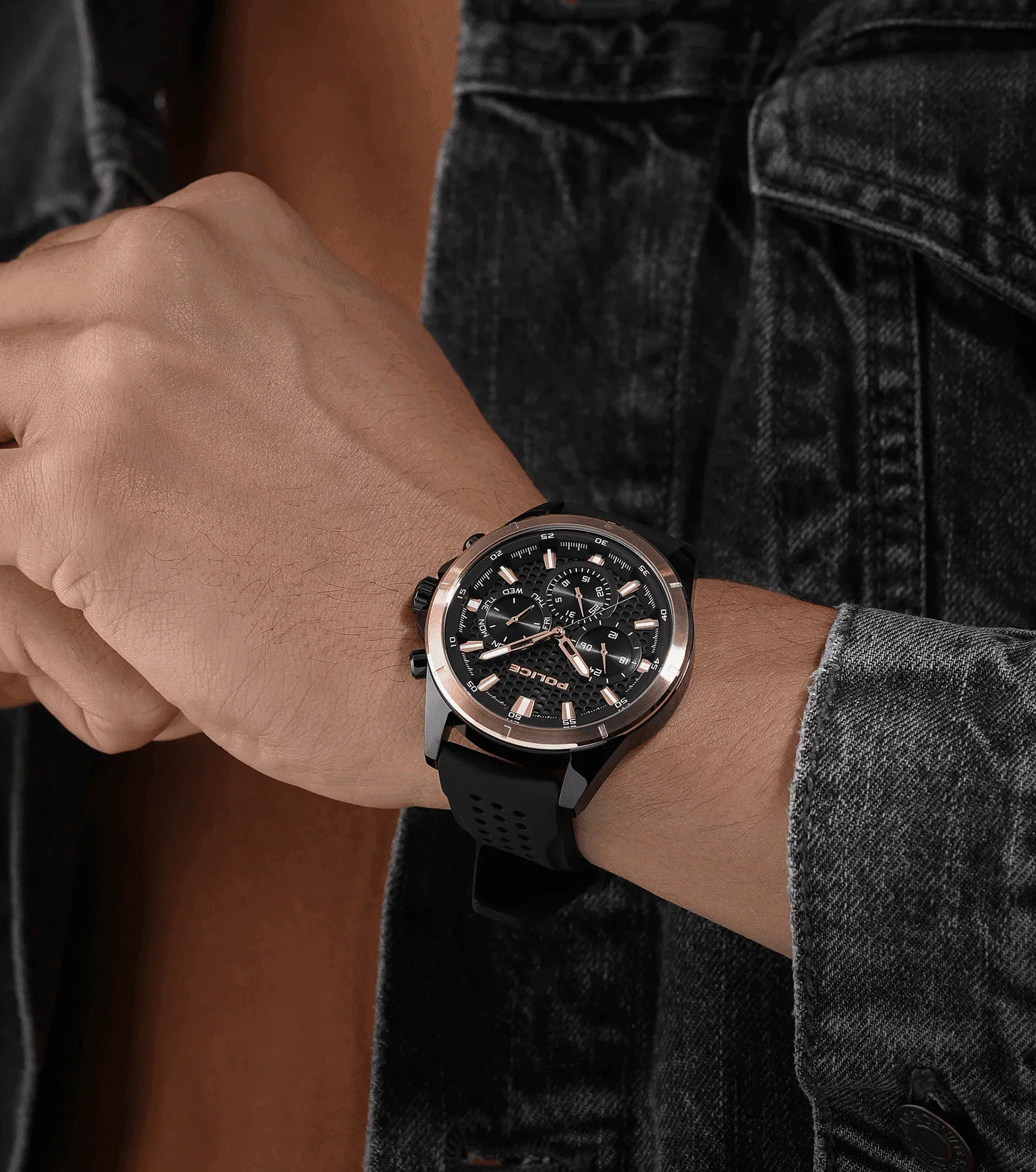 Police Motion Gents Black Dial Silicon Strap Watch